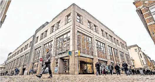 Karstadt In Lubeck Vor Dem Aus Pressreader