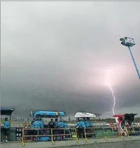  ?? FOTO: WALPOLE ?? GP de Misano’2007 Descargó un diluvio y se cancelaron los libres del viernes