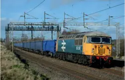  ?? Brad Joyce ?? Currently on hire to DC Rail, GB Railfreigh­t’s Large Logo blue 56098 heads through Heamies Farm hauling 6Z85 from Ravenhead Sidings to Chaddesden Sidings on February 12.