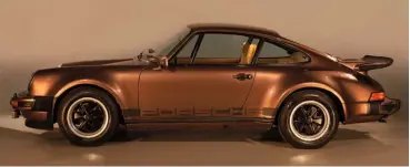  ??  ?? Rare early 930 Turbo and 928 will form part of Mashmotor’s Techno Classica Essen show line-up