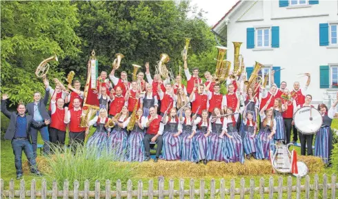  ?? FOTO: WEISS ?? Erweitert sein Seefest um den Nachtflohm­arkt: der Musikverei­n Hoßkirch.