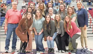  ?? Danielle Pickett, General Photograph­y ?? FIRST LADY GENERALS REUNITE: The 2008-09 Heritage Lady Generals, the first girls’ basketball team at the school, recently gathered for a reunion and were introduced to the crowd during halftime of a recent game.