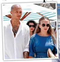  ??  ?? Engaged? Meeks and Chloe Green