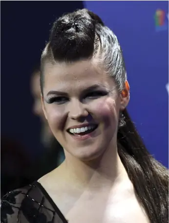  ?? FOTO: LEHTIKUVA/MARKKU ULANDER ?? Så här glad var Saara Aalto när hon tog sig till final.