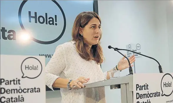  ?? P. MATEOS / ACN ?? La coordinado­ra general del Partit Demòcrata Català (PDC), Marta Pascal, compareció ayer en rueda de prensa en la sede del partido