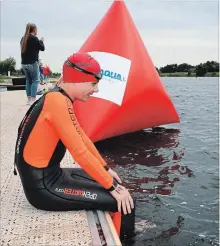  ?? KRIS DUBÉ THE WELLAND TRIBUNE ?? Owen Wagner gets ready to take his turn in the team event Sunday at the flatwater centre.