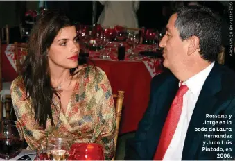  ??  ?? Rossana y Jorge en la boda de Laura Hernández y Juan Luis Pintado, en 2006.