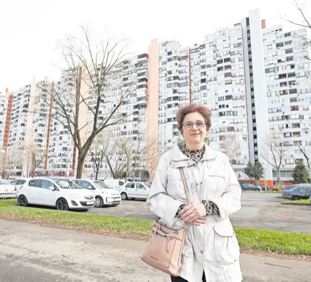  ?? ?? BILA JE PREDANA POSLU Pazila je na svaki detalj, a suradnici su je jako voljeli. I drago mi je da su ljudi, baš kao i nekoć, zadovoljni kvalitetom stanova, govori Marija Postružnik