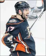  ?? Stephen Dunn
Getty Images ?? RYAN KESLER , above, “likes playing in the hardest situations,” teammate Andrew Cogliano says.