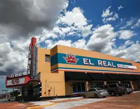  ?? Houston Chronicle file ?? The El Real Tex-Mex Cafe took over the location of the former Tower Theatre in 2011.