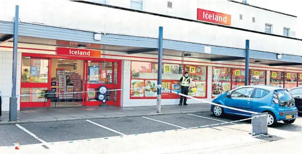 ??  ?? TRIAL: The Iceland supermarke­t at Campfield Square, Barnhill, where the alleged incident is said to have occurred in June last year.