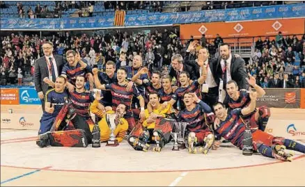  ?? LUIS VELASCO / FEDERACIÓN ESPAÑOLA DE PATINAJE ?? El conjunto celebró en Reus la Copa, tercer título del curso tras la Supercopa y la Copa Continenta­l