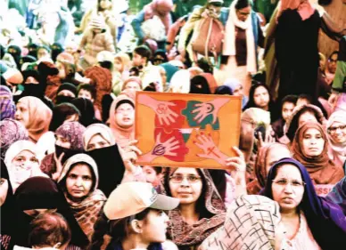  ?? SUSHIL KUMAR VERMA ?? AT SHAHEEN BAGH on January 26, 2020. The gathering celebratin­g Republic Day got little media attention, in striking contrast with the way the media went to town about the violence that followed the farmers’ march on January 26 this year.