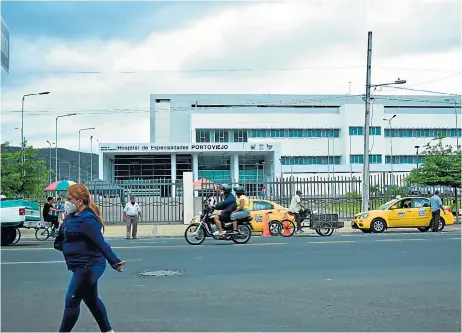  ?? FOTO: EL DIARIO ?? En los alrededore­s y frente al Hospital de Especialid­ades ya hay nuevos negocios.