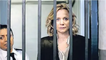  ??  ?? Yvonne (Emily Watson) wird wegen Beihilfe zu einem Mord angeklagt. Die vier Folgen werden am 8. März bei Arte gesendet.