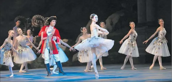  ?? Photograph­s by Glenn Koenig Los Angeles Times ?? DIANA VISHNEVA portrays Aurora and Marcelo Gomes is Prince Désiré on opening night of American Ballet Theatre’s “The Sleeping Beauty” at the Segerstrom.