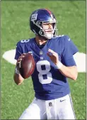  ?? Al Bello / TNS ?? Giants QB Daniel Jones drops back to pass in the first quarter against the Cardinals at MetLife Stadium on Dec. 13.