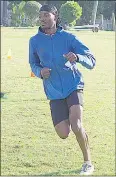  ?? Hlophe) (Pic: Nimrod ?? Mpendulo Masilela took 17:43 minutes to finish the 213th edition of the Mbabane Parkrun yesterday, which also commemorat­ed, sixyear anniversar­y.