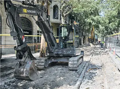  ?? Ana Jiménez ?? Les obres de la superilla de l’Eixample, al carrer Girona