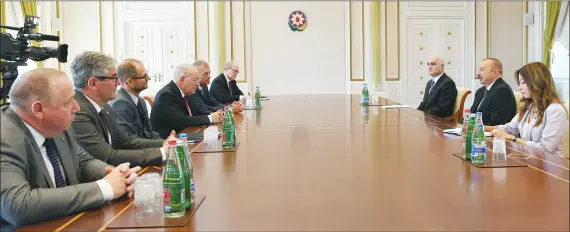  ??  ?? President Ilham Aliyev received a delegation led by head of the Federal Department of Economic Affairs, Education and Research of the Swiss Condeferat­ion, Joann N. Scheneider-Ammann.