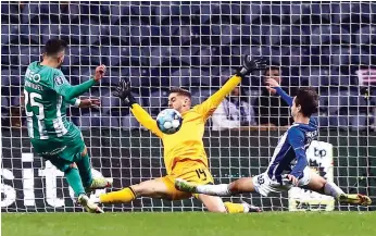  ?? ?? Cláudio Ramos estreou-se pelo FC Porto na Taça da Liga, contra o Rio Ave