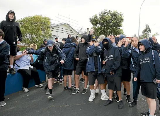  ?? CHRISTEL YARDLEY/STUFF ?? Fraser High School students staged a protest on Monday over Virginia Crawford’s speech.