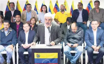  ?? Foto afp ?? OPOSITOR. En un comunicado de ocho puntos, Ángel Oropeza retó al al presidente Nicolás Maduro, a que “se mida contra el pueblo en unas elecciones de verdad”.