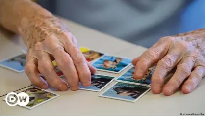  ??  ?? Memory training can help Alzheimer's patients, but early detection is vital to tackle the disease.