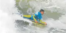  ?? Pictures: JON HOUZET ?? COMING OUT THE TUBE: Luke Goder in action in the junior section of the West Beach Warfare bodyboardi­ng competitio­n last weekend