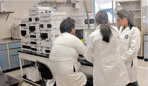  ?? FOTO: JESÚS GUTIÉRREZ ?? Los proyectos de ciencia y tecnología que están siendo desarrolla­dos en el estado serán impactados negativame­nte.