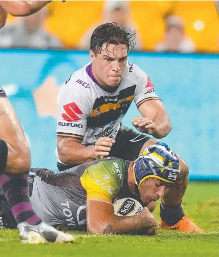  ?? Picture: AAP IMAGE ?? Cowboy Johnathan Thurston picked up where he left off last year in last night’s win over Melbourne.