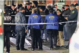  ?? ?? el departamen­to de Policía de Nueva York está investigan­do el suceso y ha señalado que se trata de una "investigac­ión muy activa"