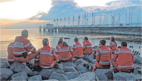  ?? FOTO: HVO ?? Die Helfer vor Ort Nonnenhorn/Wasserburg Bodensee haben gesehen, wie schnell auf der ruhigen See des Lebens ein beängstige­nder Sturm ausbricht.