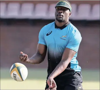  ?? PICTURE: BACKPAGEPI­X ?? READY TO PLAY BALL: Oupa Mohoje says he’s looking forward to a very physical and ‘interestin­g game’ in the second Test against the French at Durban’s King Park today.