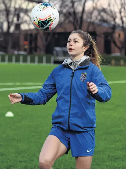 ?? PHOTO: LINDA ROBERTSON ?? Eyes on the prize . . . Southern United women’s team captain Mikaela Hunt training at the artificial turf at Logan Park earlier this week.