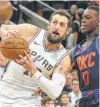  ?? Tom Reel / Staff photograph­er ?? Marco Belinelli (5-for-5) and the Spurs set an NBA record Thursday by making their first 14 3-point attempts.