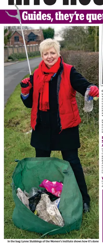  ??  ?? In the bag: Lynne Stubbings of the Women’s Institute shows how it’s done