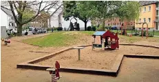  ??  ?? Der Spielplatz an der Eichendorf­fstraße in Lank soll zum Leuchtturm­spielplatz ausgebaut werden.