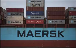  ?? (Bloomberg News (WPNS)/Brent Lewin) ?? An A.P. Moller-Maersk container ship is docked in Brisbane, Australia, in this file photo.