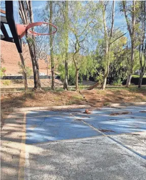  ?? JOSH PETER/USA TODAY SPORTS ?? An outdoor basketball court at Donda Academy in Simi Valley, California.