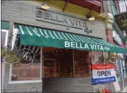  ?? FILE PHOTO ?? Bella Vita Café is located at 115 Main St., Oneida, in the former WJ Hinman Jewelry store.