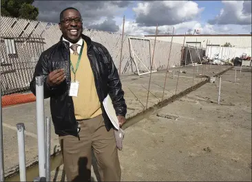  ?? JOEL ROSENBAUM — THE REPORTER ?? La Tanna Jones, Director of Housing Services for the city of Fairfield speaks about the ongoing pallet shelter constructi­on project in the 1200block of Western Street that when completed next month will house up to 18individu­als drawn from the unhoused in the city. The temporary or transition­al housing developmen­t will also have services on-site to assist the residents to get back on their feet.