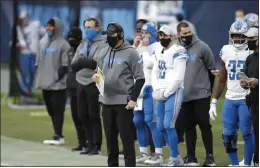  ?? BEN MARGOT — THE ASSOCIATED PRESS ?? Lions head coach Darrell Bevell watches during the second half against the Tennessee Titans of Sunday’s game in Nashville, Tenn.