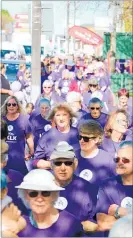  ?? PHOTOS: DARRYL BUTLER ?? Up to 500 people took part in Wednesday’s Memory Walk in Levin making it the biggest yet.