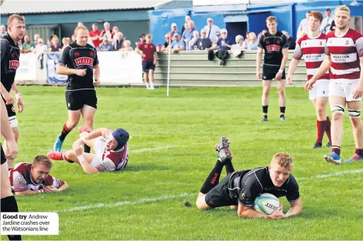  ?? ?? Good try Andrew Jardine crashes over the Watsonians line