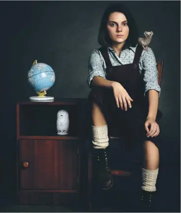  ?? His Dark Materials,
Meet The Bears, ?? Dafne Keen as Lyra in Philip Pullman’s
main;
inset