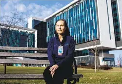  ?? KAITI SULLIVAN NYT ?? Ronda Stevenson is seen Wednesday at Eskenazi Health in Indianapol­is, on where she is an intensive care unit nurse.