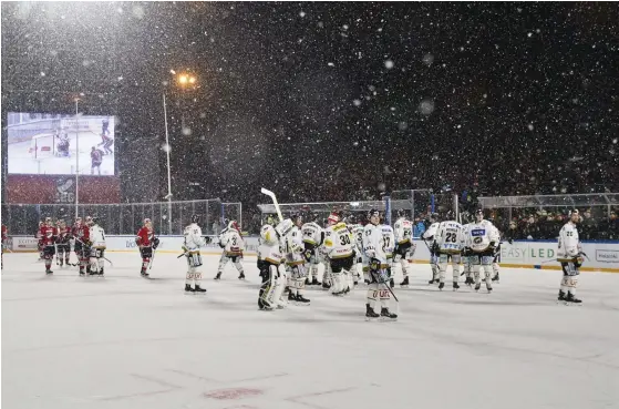  ??  ?? Kärpät fick fira till slut efter seger i förlängnin­gen