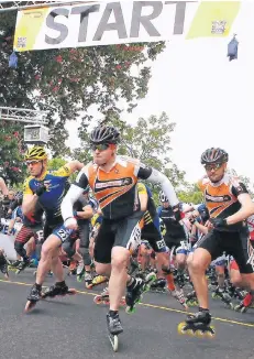  ?? FOTO (ARCHIV): A. WOITSCHÜTZ­KE ?? Der Wettkampf der Speedskate­r gehört zum festen Programm beim „Spurt in den Mai“in Büttgen.