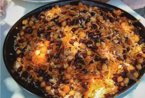  ??  ?? Uzbek plov is a symbol of Uzbek hospitalit­y